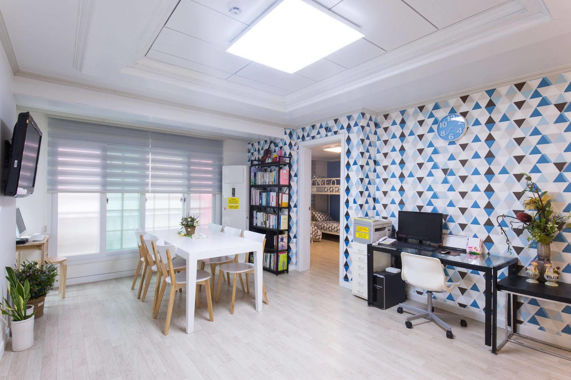 Stay Now Hongdae Seoul Exterior photo